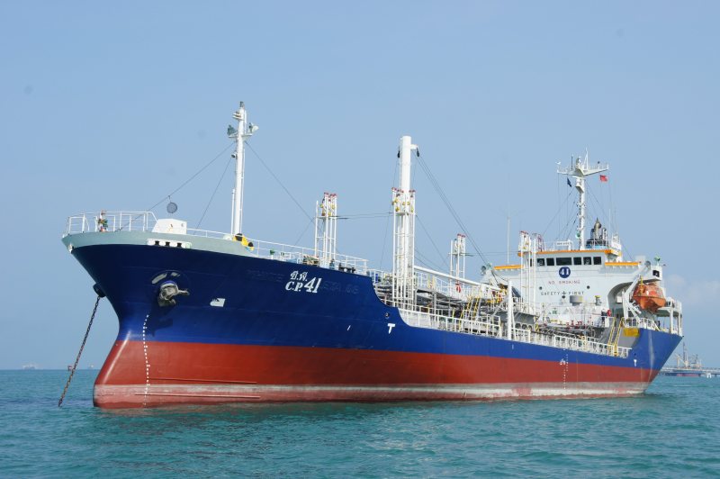Pirates rob Thai oil tanker of 1.5 million litres of diesel Ships & Ports