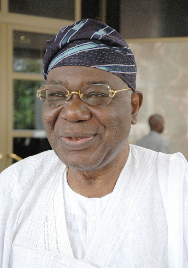 Former Nigerian interim leader, Ernest Shonekan is dead
