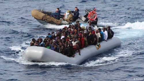 Migrants: Italy threatens to bar EU naval ships from ports