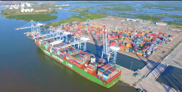 APM Terminals' Cai Mep welcomes 14,000 TEU vessel