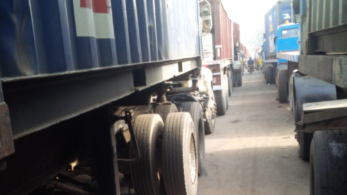 Open defecation by truck drivers worries Apapa residents