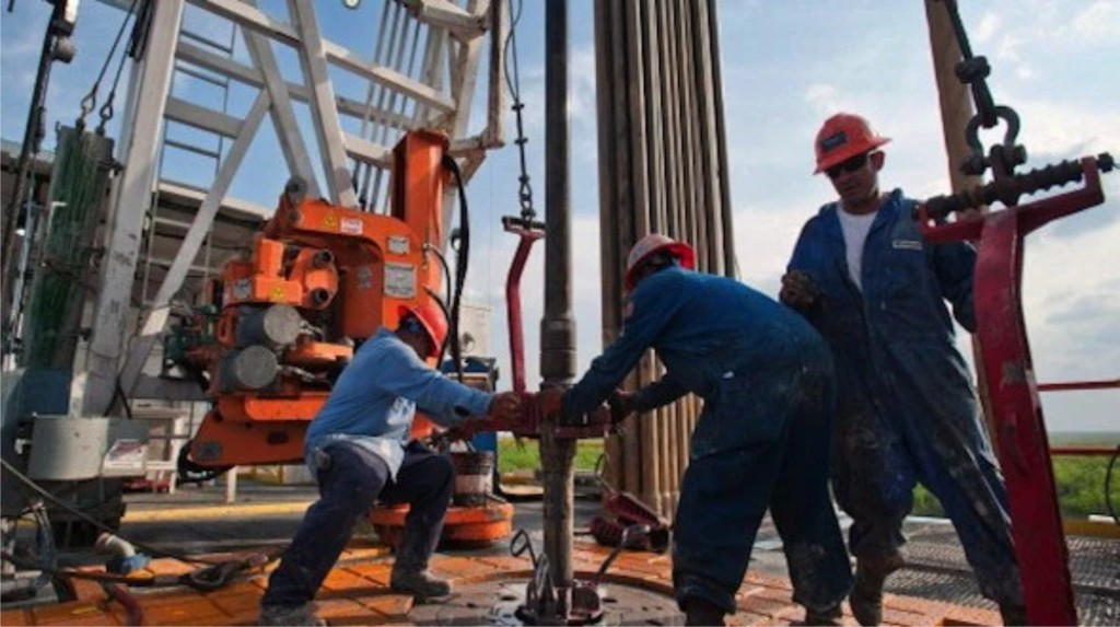 Angola overtakes Nigeria as Africa's largest oil producer