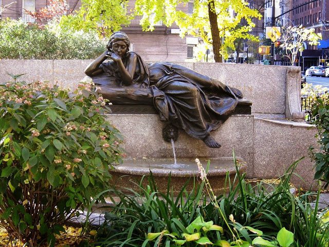Isidor and Ida Straus Memorial; New York City