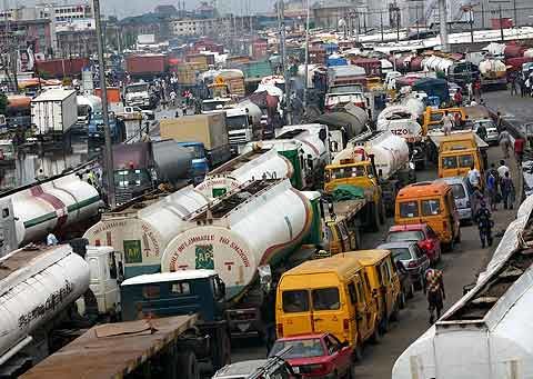 Apapa gridlock: NUPENG accuses military taskforce of extortion