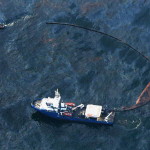 oil-spill-clean-up-off-louisiana
