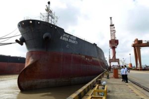 shanghai-maritime-court-orders-firm-to-pay-ship-crew