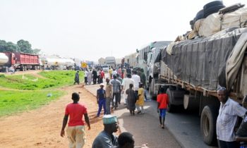Truck drivers block Abuja-Lokoja-Okene highway to protest N10,000 tax