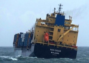 15 containers lost from cargo ship in North Sea