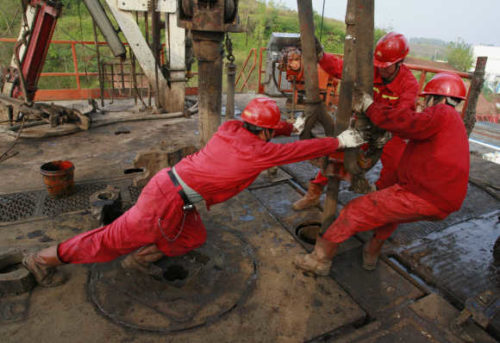 U.S. crude oil shipments to China halts amid trade war