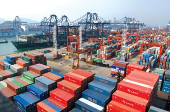 Ship congestion hits China's ports 