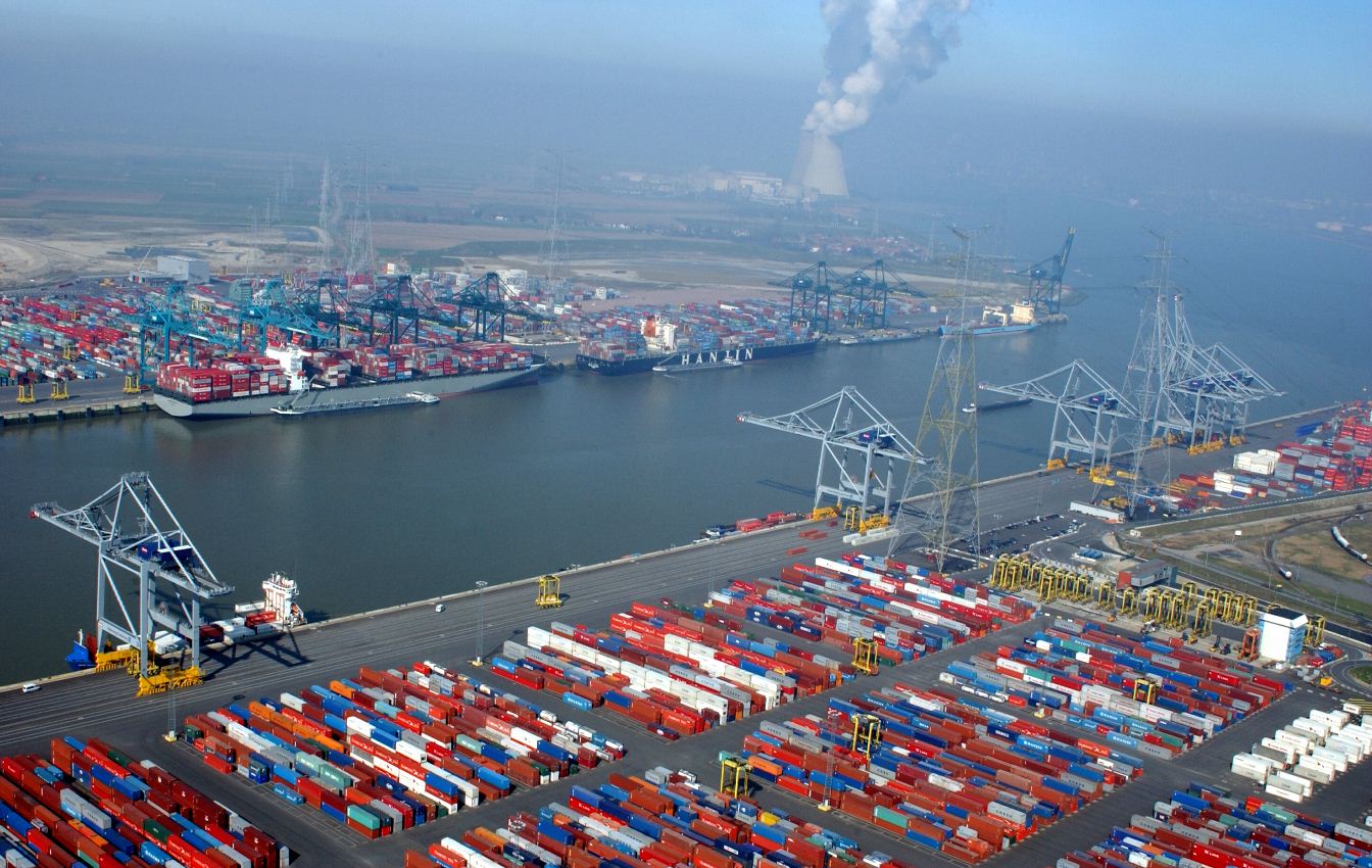 Antwerp port posts record half-year result 