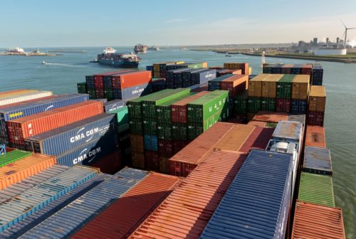 Container shipping majors boosted by positive credit ratings