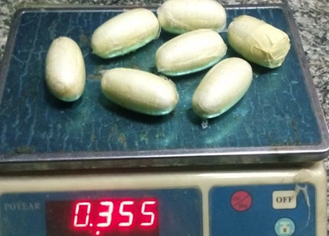 Cocaine: 106 capsules extracted from Brazilian woman in India