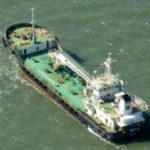 Somali pirates hijack Aris 13