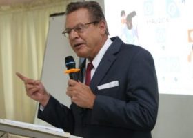 Why Americans are not doing business in Nigeria – US Envoy