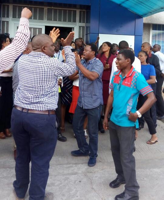 Workers protest at CMA CGM