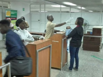 Ebola-Nigeria intensifies screening at airports