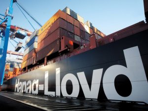 Hapag-Lloyd signs space charter deal with Maersk, MSC