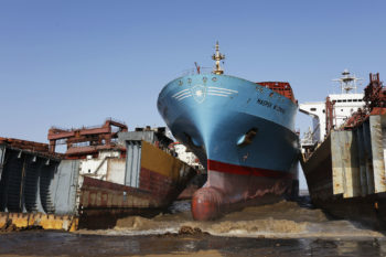 Maersk scraps 7 boxships at Asian yards in 1Q