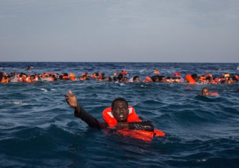 Over 30 drown as hundreds fall from migrant boat off Libya