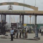 Pandemonium at Apapa port as policemen shoot to disperse truck drivers