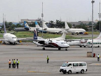 Airplanes-Airport