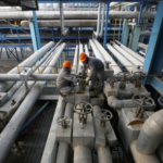 Oil edges up towards $49, U.S. drilling slowdown supports