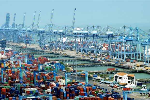 New alliances affect Malaysian port throughput - Ships & Ports