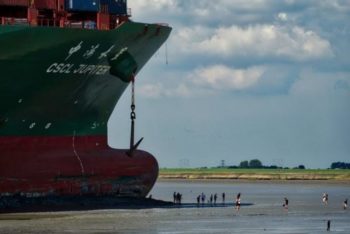 Containership runs aground, blocks Antwerp port traffic-1