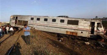 Egyptian train crews held following fatal crash, railway chief quits
