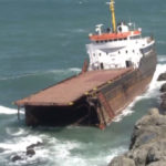 Ship splits into two off Turkey