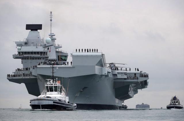 UK biggest warship HMS Queen Elizabeth sails into home port