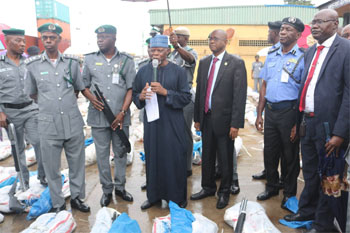 Customs seizes 1,100 rifles concealed in container-3