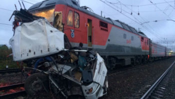 16 dead as train hits bus in Russia