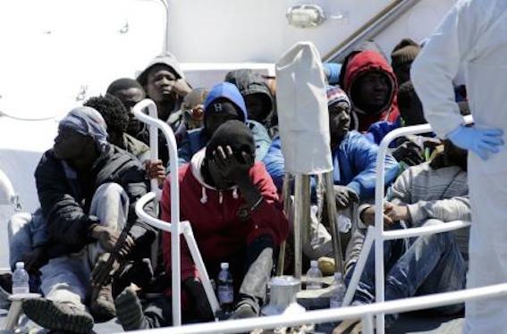 Libya: Coastguard intercepts 2,000 migrants in one week