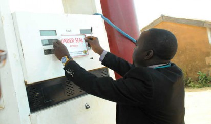 Filling stations sealed for under-dispensing products in Delta
