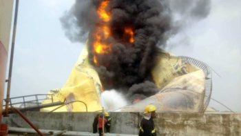 Fire engulfs tank farm in Lagos 