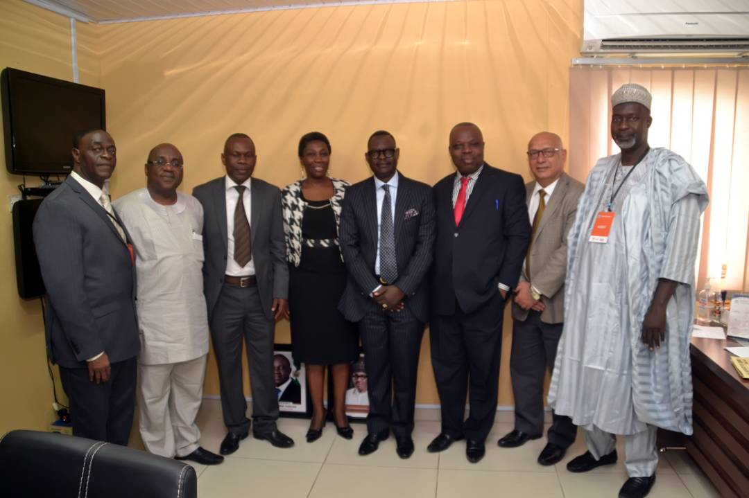 Dr. Taiwo Afolabi (MON)  (m) and other dignitaries paid a courtesy visit to Professor Ayodele Victoria Atsenuwa, Dean, Faculty of Law, University of Lagos.