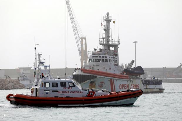 Italian court frees seized migrant ship