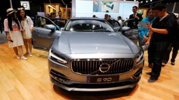 China to slash auto import tariffs on July 1
