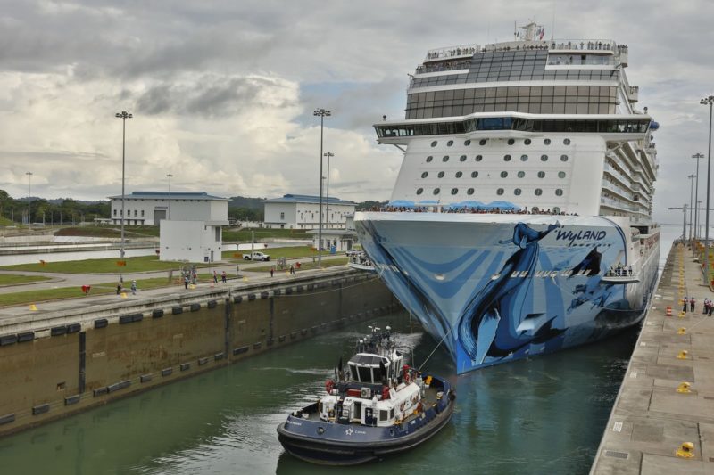 Norwegian Bliss becomes largest passenger ship to transit Panama Canal