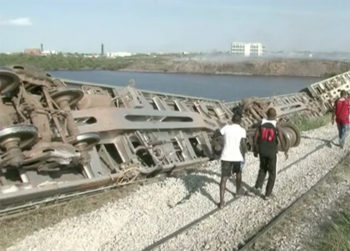 Kenya recovers wagons after cargo train derails in Mombasa