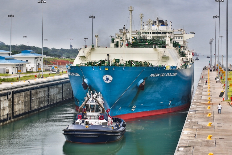 Panama Canal opens locks to LNG vessels 