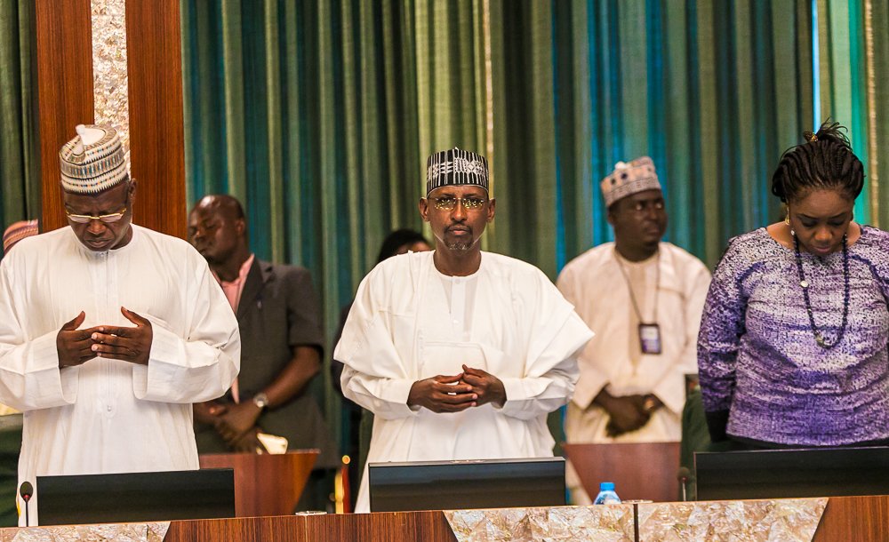 PHOTOS: Buhari presides over FEC meeting 