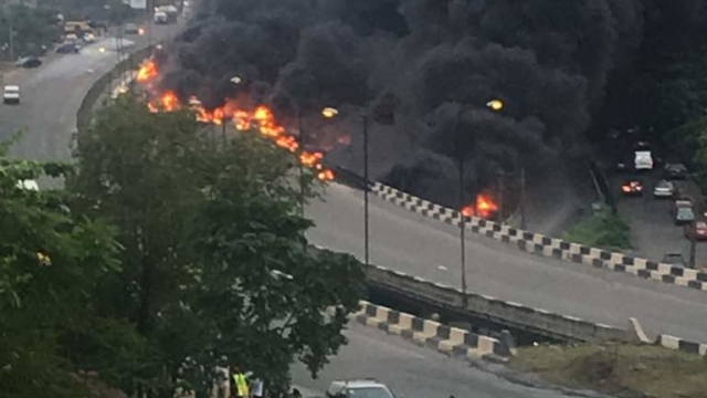 Tanker explosion at Otedola bridge_5