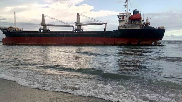 Cargo ship runs aground in Philippines