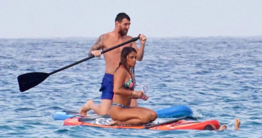 Lionel Messi and his wife at sea.