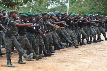Nigerian-policemen-on-parade