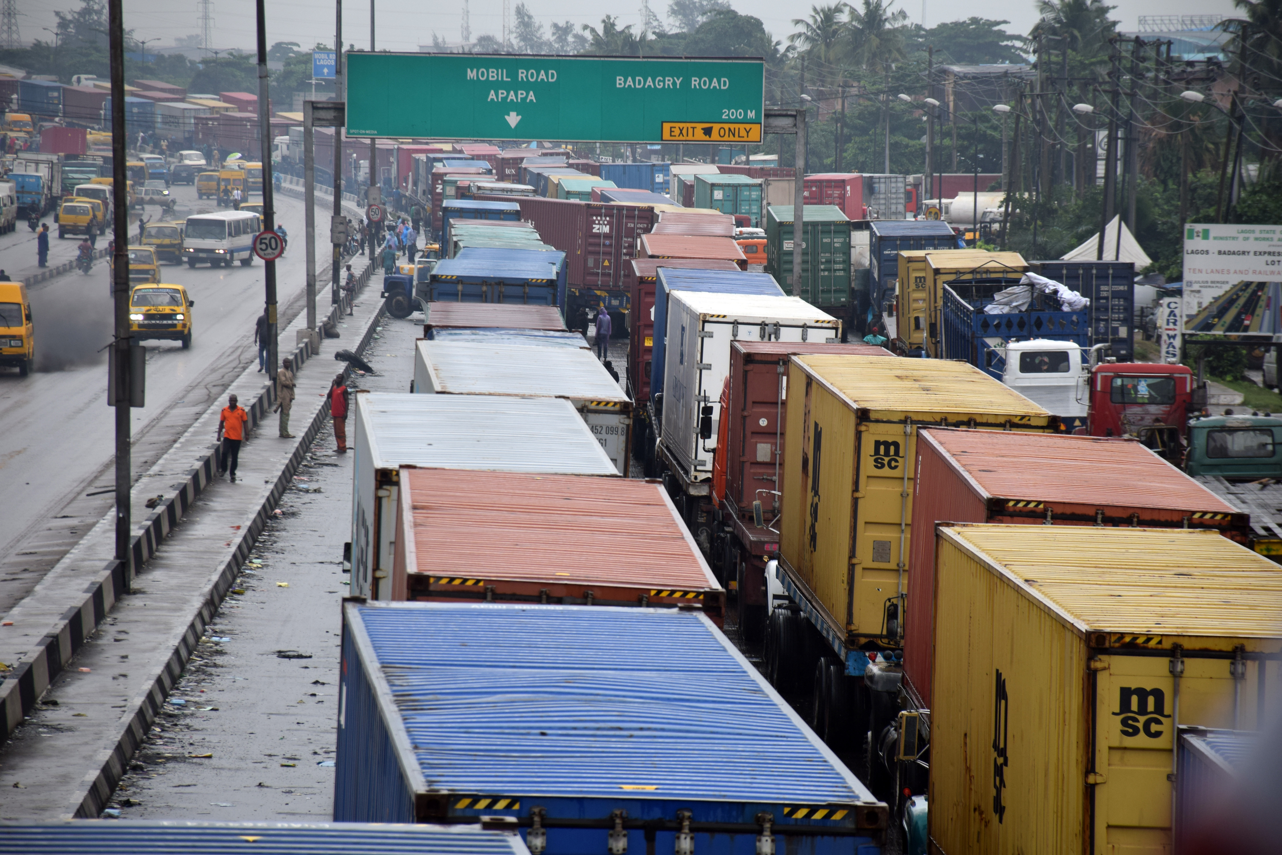 30,000 tons of cocoa trapped in Apapa gridlock 