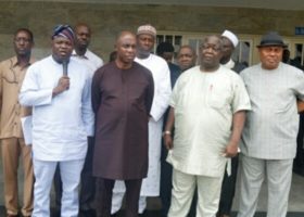 Lagos-Ibadan standard rail ready December, says Amaechi